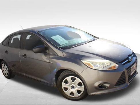 Used 2013 Ford Focus S image 3