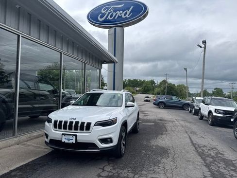 Used 2019 Jeep Cherokee Limited AWD/4WD image 1
