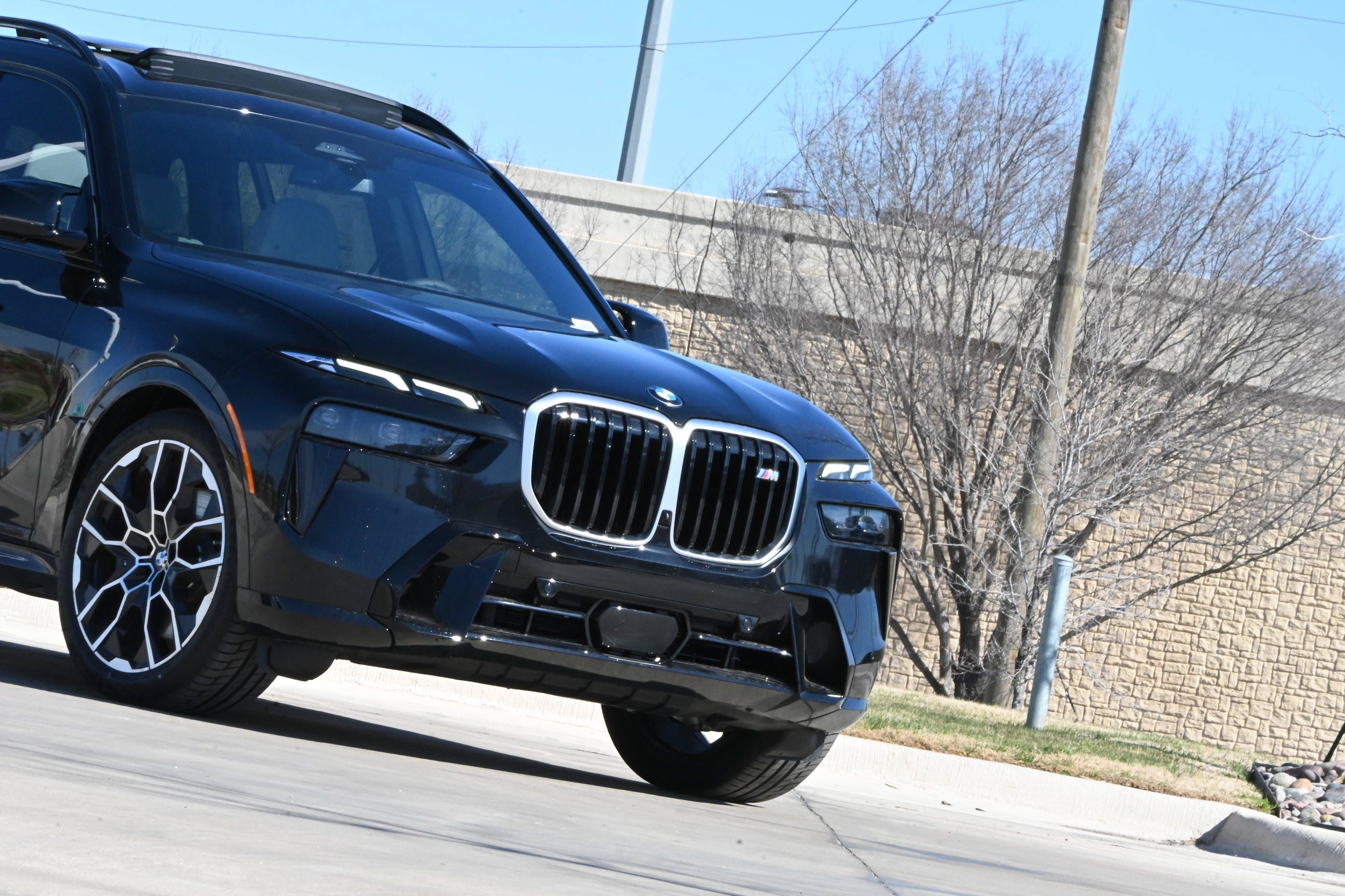 Used 2026 BMW X7 M60i AWD/4WD image 3