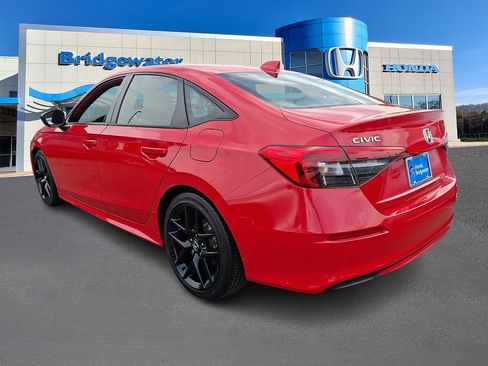 Used 2023 Honda Civic Sport image 4