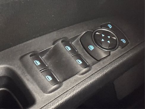 Used 2019 Ford Fusion SE image 39