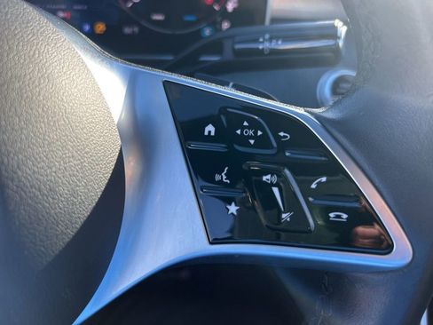 Used 2025 Mercedes-Benz C 300 Sedan image 44