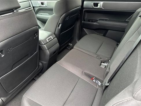 New 2026 Hyundai Santa Fe SE image 12