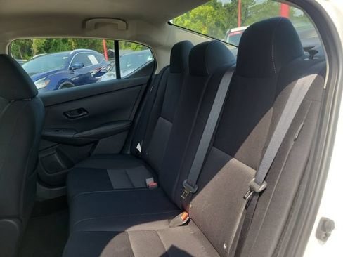Certified 2024 Nissan Sentra SV FWD image 11