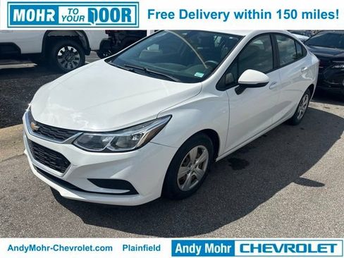 Used 2017 Chevrolet Cruze LS FWD image 1