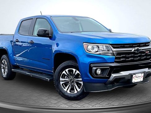 Used 2022 Chevrolet Colorado Z71 AWD/4WD image 13