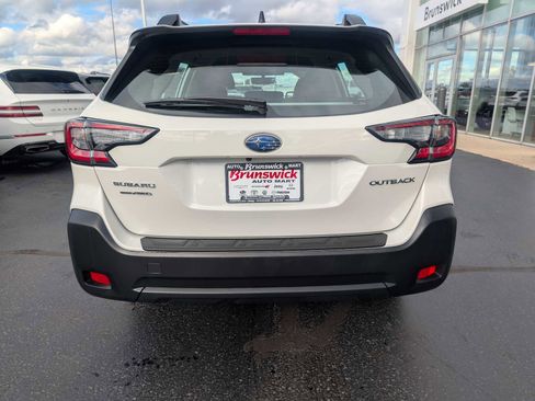 Used 2025 Subaru Outback w/ Popular Package #1A image 6