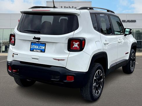 Used 2023 Jeep Renegade Trailhawk image 22