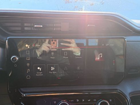 Used 2023 GMC Sierra 1500 AT4 w/ AT4 Preferred Package image 31