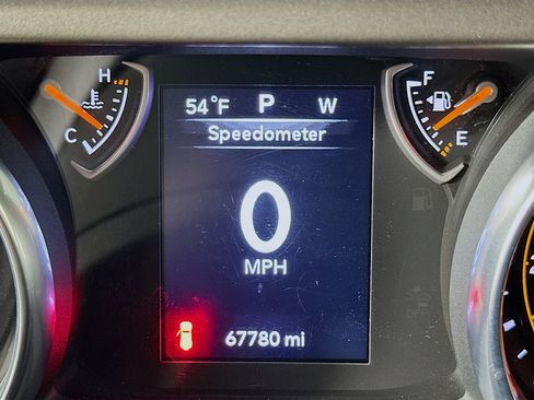 Used 2018 Jeep Wrangler Unlimited Sport image 18