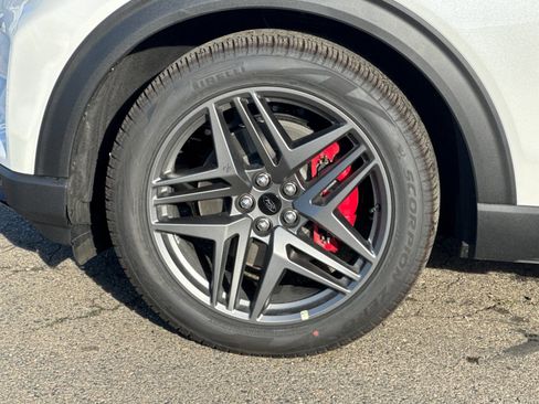 New 2026 Ford Explorer ST w/ Sun And Sound Package image 32