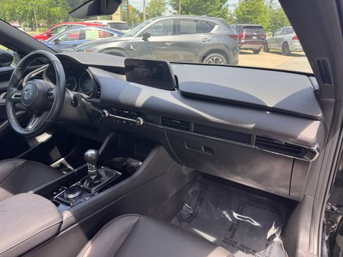 Used 2023 MAZDA MAZDA3 s FWD image 16