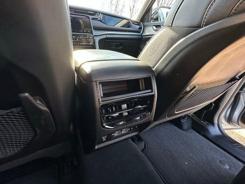 Used 2022 Jeep Grand Cherokee Limited 4xe w/ Luxury Tech Group II image 35