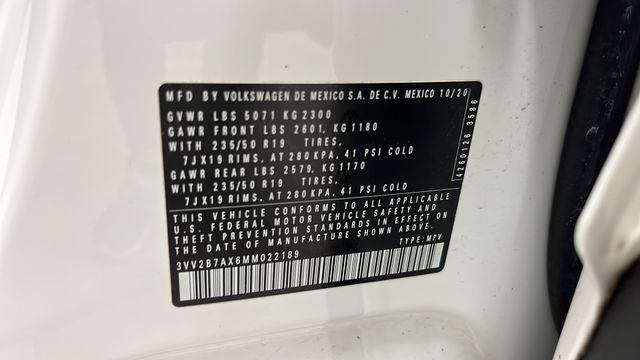 Used 2021 Volkswagen Tiguan SEL AWD/4WD image 28