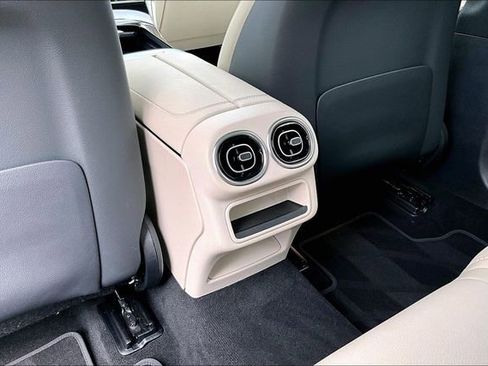 Certified 2025 Mercedes-Benz GLC 300 4MATIC image 13