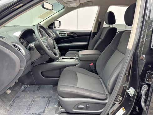 Used 2019 Nissan Pathfinder SV FWD image 15