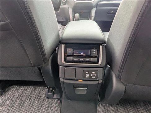 Certified 2024 Subaru Ascent Premium w/ Convenience Package image 13