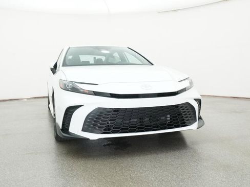New 2026 Toyota Camry SE image 38