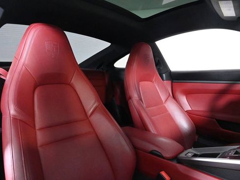 Certified 2022 Porsche 911 Carrera RWD image 18