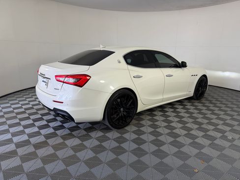 Used 2018 Maserati Ghibli S GranSport Q4 AWD/4WD image 9