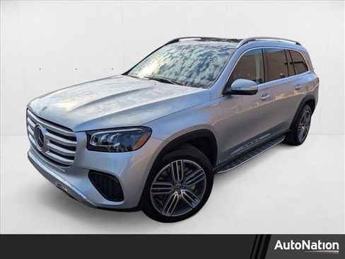 New 2026 Mercedes-Benz GLS 450 4MATIC image 1