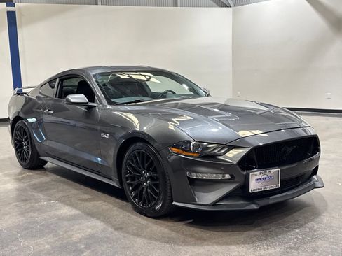 Used 2020 Ford Mustang GT Premium RWD image 4