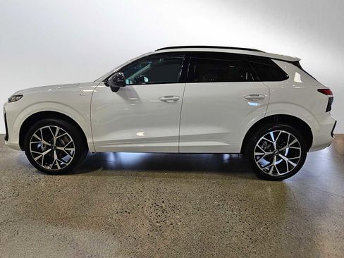 New 2026 Audi Q3 quattro 2.0T AWD/4WD image 4