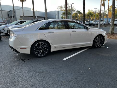 Used 2020 Lincoln MKZ Reserve w/ Luxury Package image 10