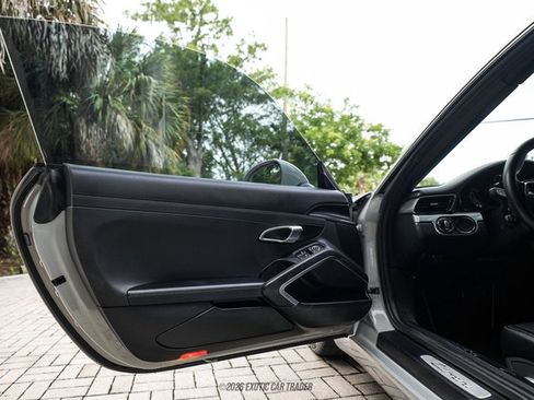 Used 2019 Porsche 911 Carrera RWD image 34