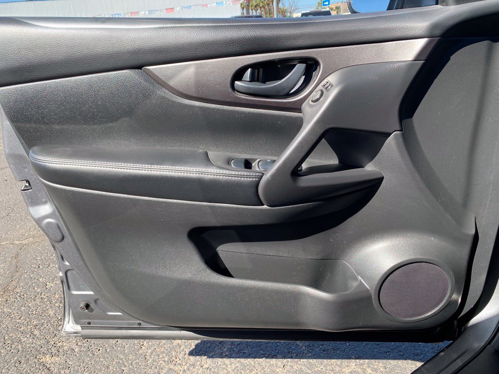 Used 2019 Nissan Rogue Sport S FWD image 25