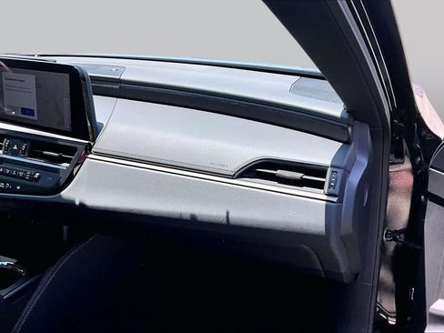 Used 2025 Lexus ES 300h w/ Premium Package FWD image 19