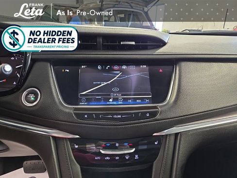 Used 2017 Cadillac XT5 Luxury FWD image 12