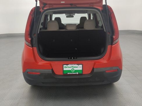 Used 2022 Kia Soul LX image 29