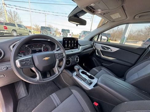Used 2023 Chevrolet Blazer LT AWD/4WD image 19