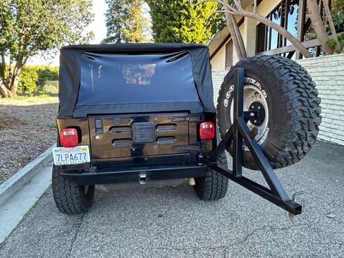 Used 2004 Jeep Wrangler Sport image 32