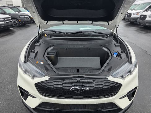 Used 2025 Ford Mustang Mach-E Premium w/ Sport Appearance Package image 10