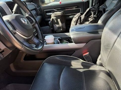 Used 2022 RAM 2500 Laramie AWD/4WD image 3