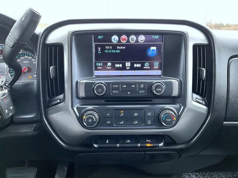 Used 2018 Chevrolet Silverado 1500 LT w/ Trailering Package image 14