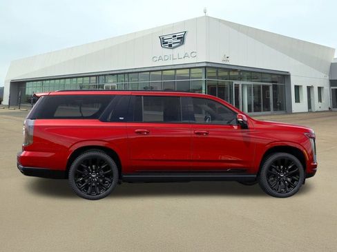 New 2026 Cadillac Escalade ESV Platinum Sport w/ LPO, ONYX Package image 5