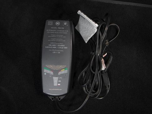 Used 2022 Aston Martin V8 Vantage Coupe image 65