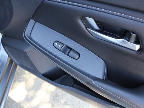 New 2025 Nissan Sentra SV w/ All-Weather Package image 31