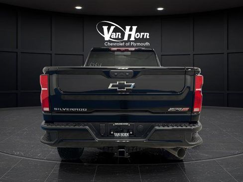 New 2026 Chevrolet Silverado 2500 ZR2 image 4