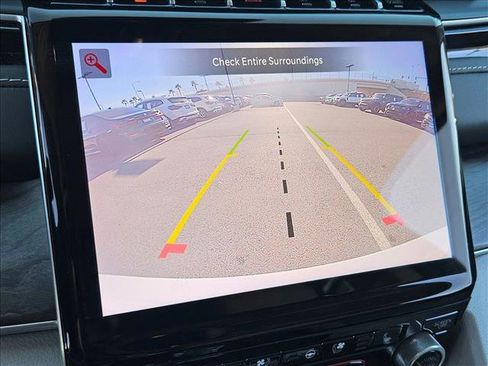 Used 2022 Jeep Grand Cherokee Overland w/ Luxury Tech Group IV image 14