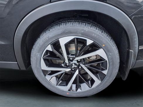 Used 2022 Mitsubishi Outlander SE image 11