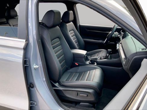 Used 2025 Honda CR-V Sport-L image 9