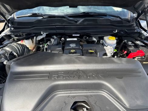 Used 2024 RAM 2500 Laramie AWD/4WD image 22