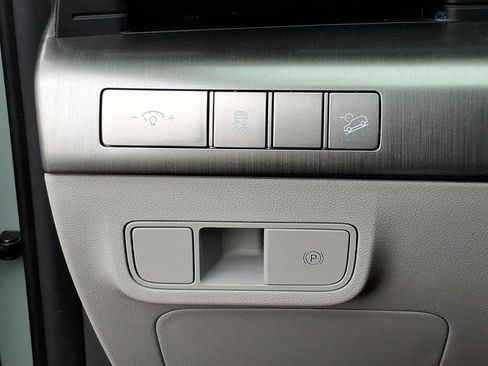 Used 2024 Hyundai Kona SEL AWD/4WD image 15