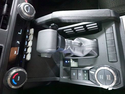 Used 2025 Toyota 4Runner SR5 image 19