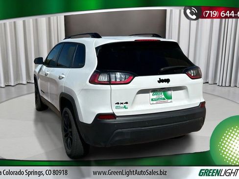 Used 2023 Jeep Cherokee Altitude Lux image 3