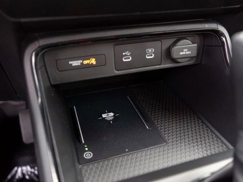 Used 2025 Honda CR-V EX image 25